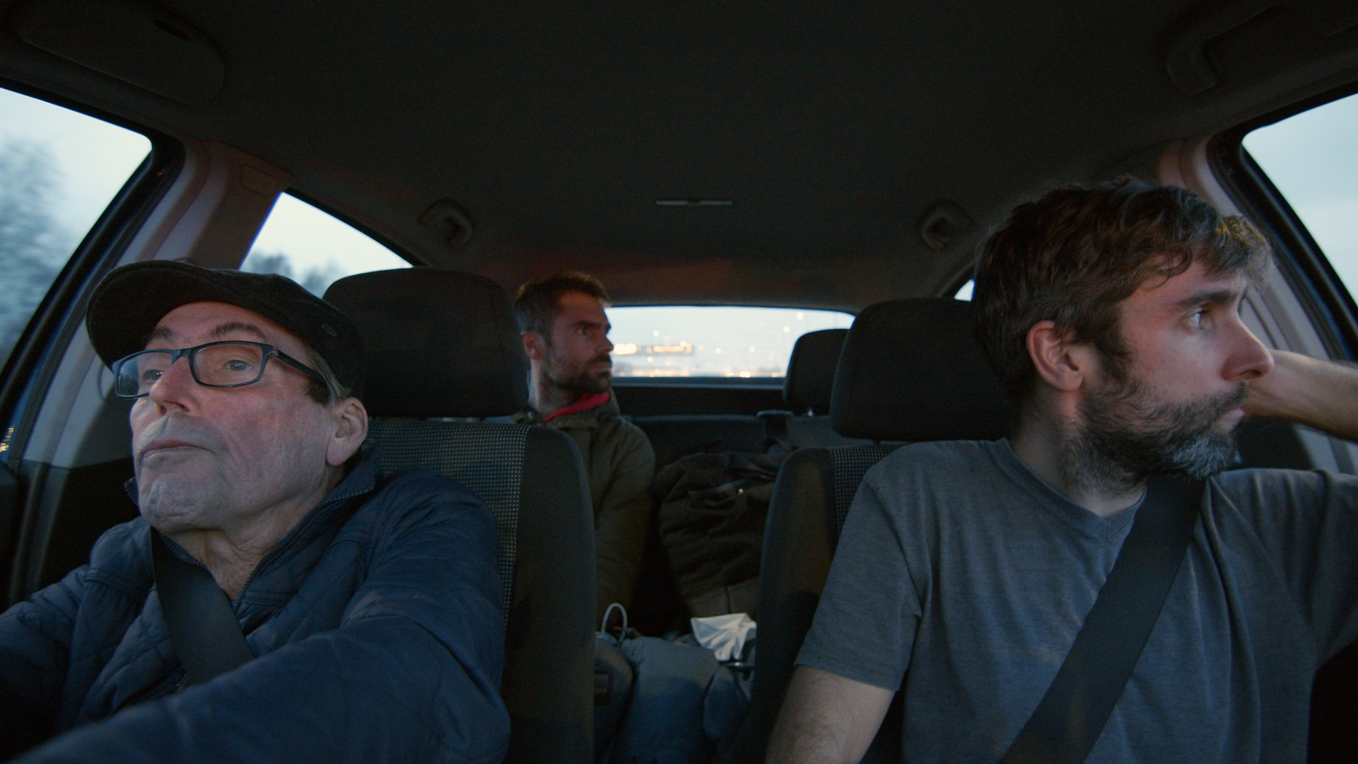 Photo 4 In car min